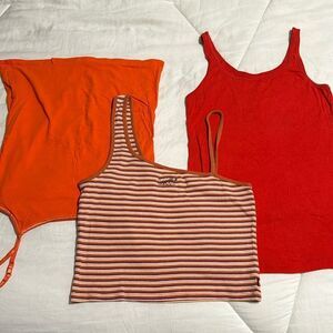Levi’s, SO, Old Navy Orange Tank Top Bundle M